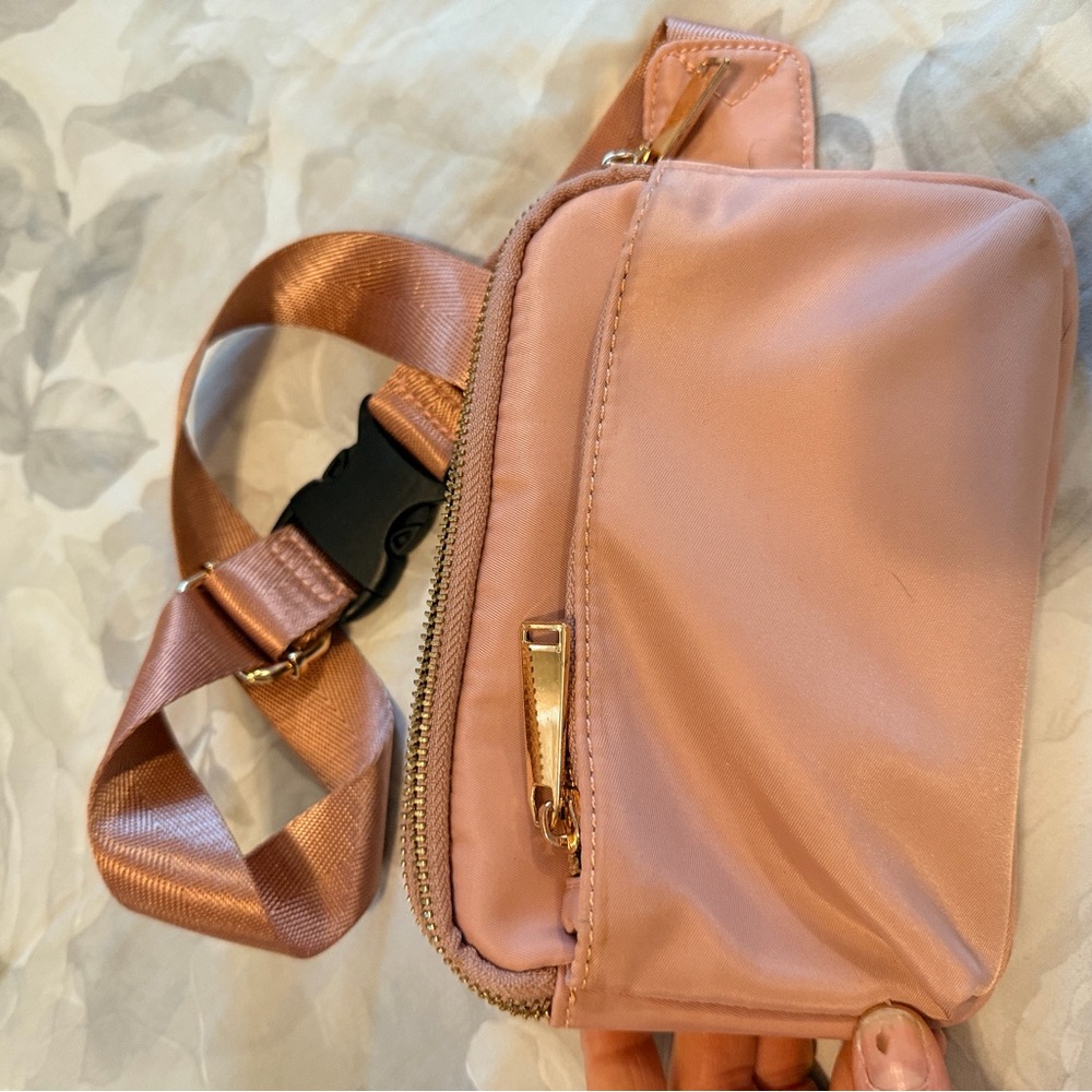 Elegant Pink Crossbody Pouch
